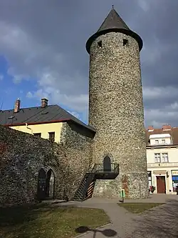 Čáslav,_Otakarova_věž_u_bývalé_Brodské_bány.JPG