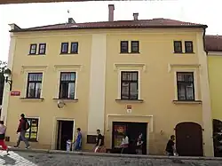 ČB,_Biskupská_12,_zpředu.jpg