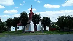 Kaplička v centru vsi
