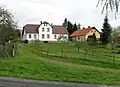 Domky nad strání