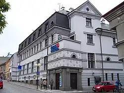 Česká Třebová, Hýblova, U Spořitelny čp. 72, spořitelna.jpg