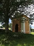 Čestice, výklenková kaplička svatého Josefa.jpg