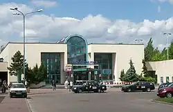 Pohled na staniční budovu