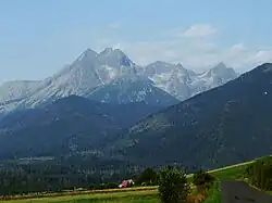 Panoramatický pohled na horský štít