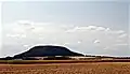 Říp, vytlačená čedičová kupa bochníkovitého typu.
