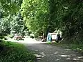 Prostranství před štolou s parkovištěm