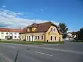 Pošta, lékárna a místní muzeum