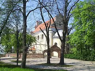 Barokní farní kostel sv. Stanislava z 18. století