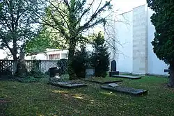 Židovská část kroměřížského hřbitova 49°17′3″ s. š., 17°23′14″ v. d.
