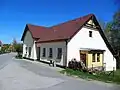 Bývalá škola, dnes společenská budova