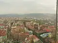 Pohled z vyhlídkové kabiny na Prahu ve směru na Petřín