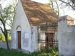 Židovský hřbitov Prčice entry.jpg