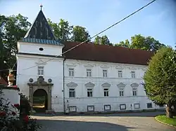 Žihobce-zámek.jpg