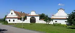 Statek u hlavní silnice