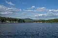 Panoráma Zabajkalí s jezerem a návodní hrází