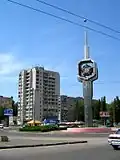 Řád vítězství na stéle na Mírovém náměstí v Mykolajivu