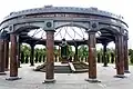 Rotunda v parku