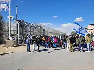 Izraelci blokují vstup humanitární pomoci do Gazy, únor 2024