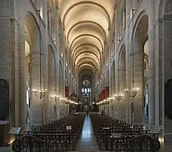 Interiér baziliky