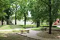 Socha Svatopluka Čecha a park po úpravě v roce 2013