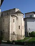 kostel sv. Eufémie ve Spoletu, kde sloužil mši Don Matteo