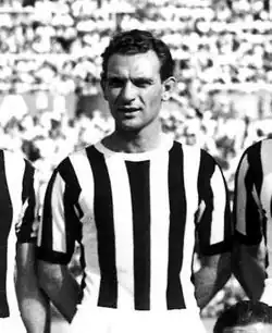 V roce 1951.