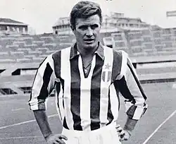 V dresu Juventusu.