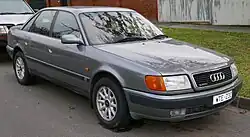 Audi 100 Viertürer (1968–1976)
