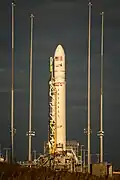 Raketa Antares na startovací rampě.