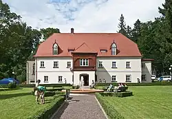 Panský dvůr v Jugówě