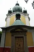 Vchod do kostela