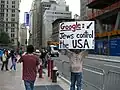 10. výročí útoku Al-Káidy na WTC připomenuto antisemitským protestem.