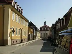 August-Bebel-Straße (v pozadí Sborový sál)