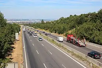Dálnice A21 (Rakousko) u obce Gießhübl.