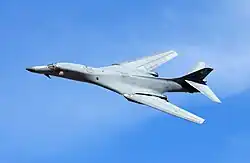 Přelet strategického bombardéru Rockwell B-1 Lancer nad Dyessovou základnou
