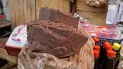 Krevetová pasta na trhu v Hongkongu