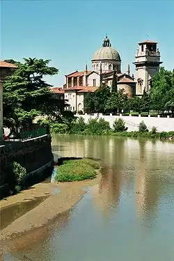 řeka ve Veroně