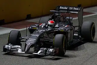 Adrian Sutil řídící vůz C33 při Grand Prix Singapuru 2014.