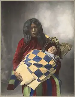 Ahahe s dítětem, Wichita, ručně kolorovaný platinotisk, 1898