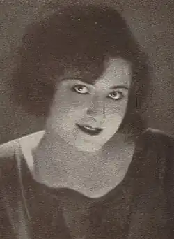 herečka Eliška Poznerová