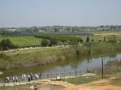 Nachal Alexander poblíž vesnice Kfar ha-Ro'e