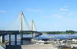 Most Clark Bridge spojující Alton a West Alton
