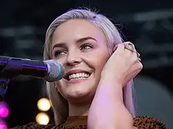 Anne-Marie v roce 2017