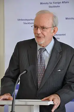 Anthony Lake (17. června 2010)