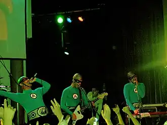 The Aquabats při koncertě v Pittsburghu v roce 2005