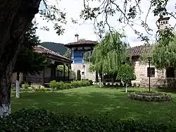 část komplexu s Modrou věží