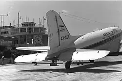 Letoun letecké společnosti Arkia na letišti Atarot v roce 1967
