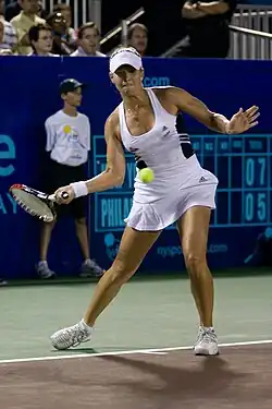 Ashley Harkleroadová (17. července 2007)