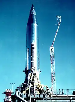 Raketa Atlas B se satelitem SCORE, první vesmírný let Atlasu