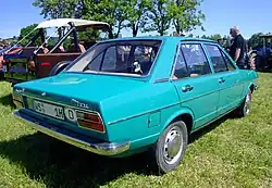 Audi 80 jako čtyřdveřový